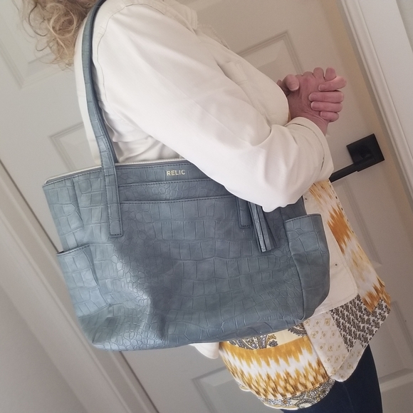 Relic Tote - Picture 4 of 4